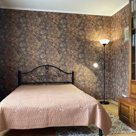 New With 2 Isolated Bedrooms * 利沃夫