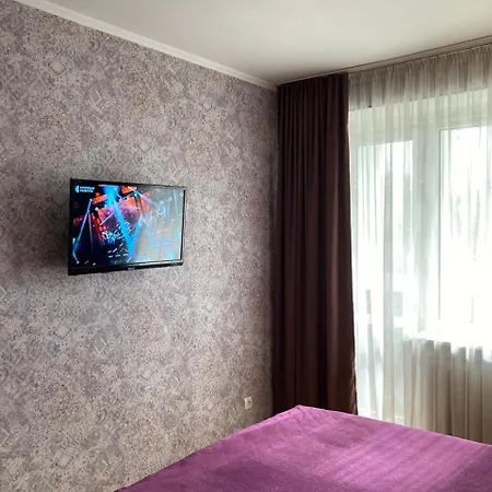 公寓 New With 2 Isolated Bedrooms *