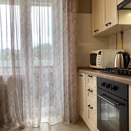 公寓 New With 2 Isolated Bedrooms *