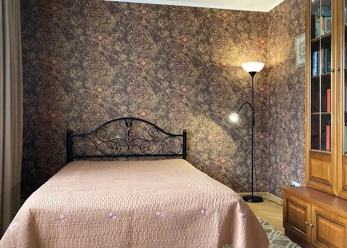 New With 2 Isolated Bedrooms * 利沃夫